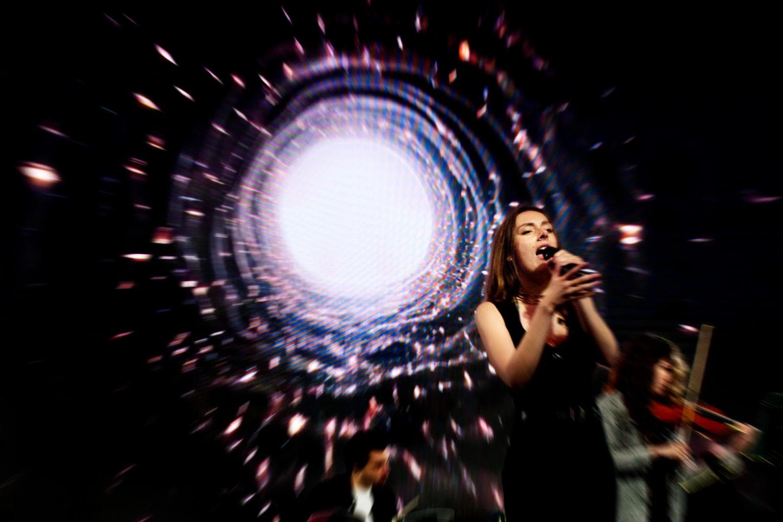 Fastweb + Vodafone Roadshow: OOVIE Studios project 2